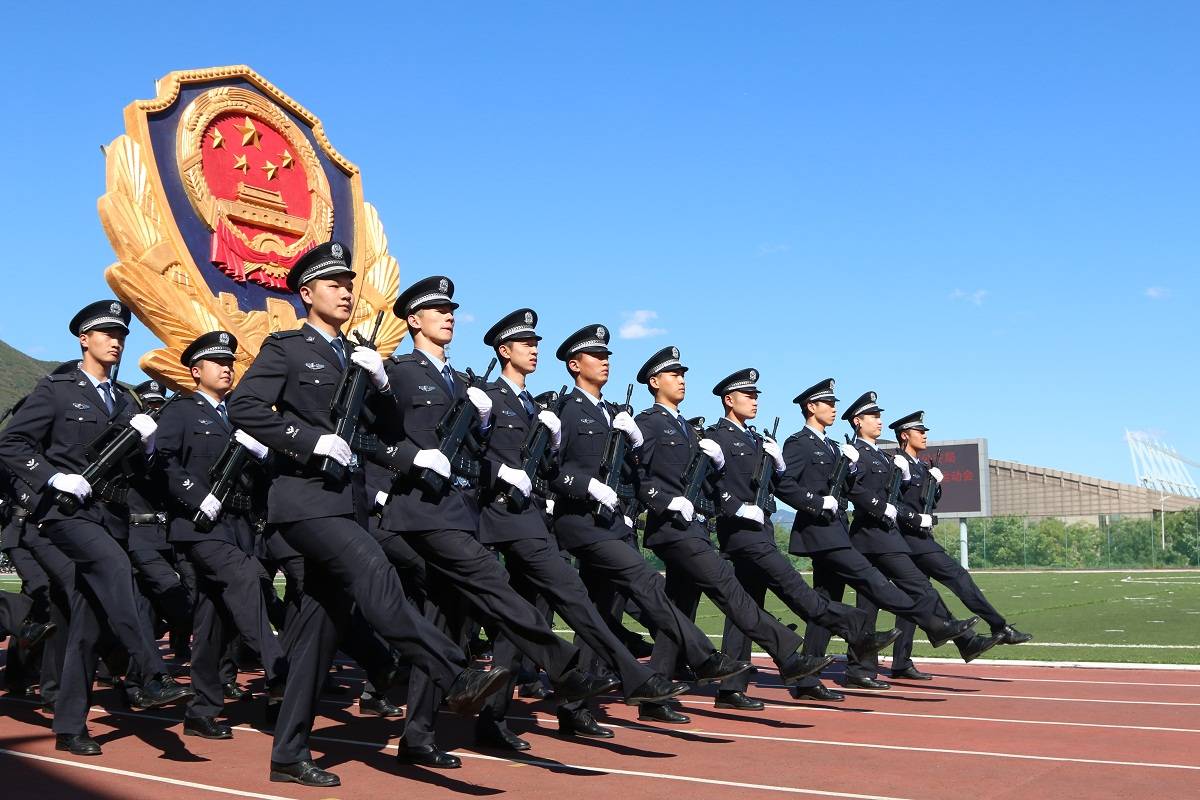 山东警察学院面试问题_警察面试真题 浙江_浙江警察学院面试技巧